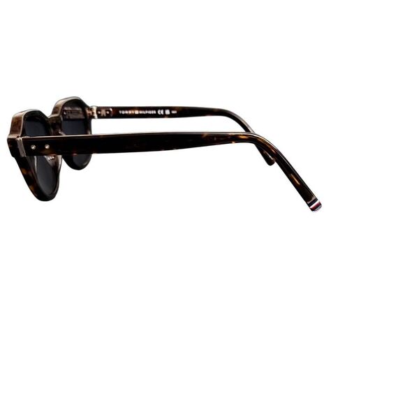 Tommy Hilfiger Tortoise Sunglasses with New Soft Leather Case - Picture 5 of 14